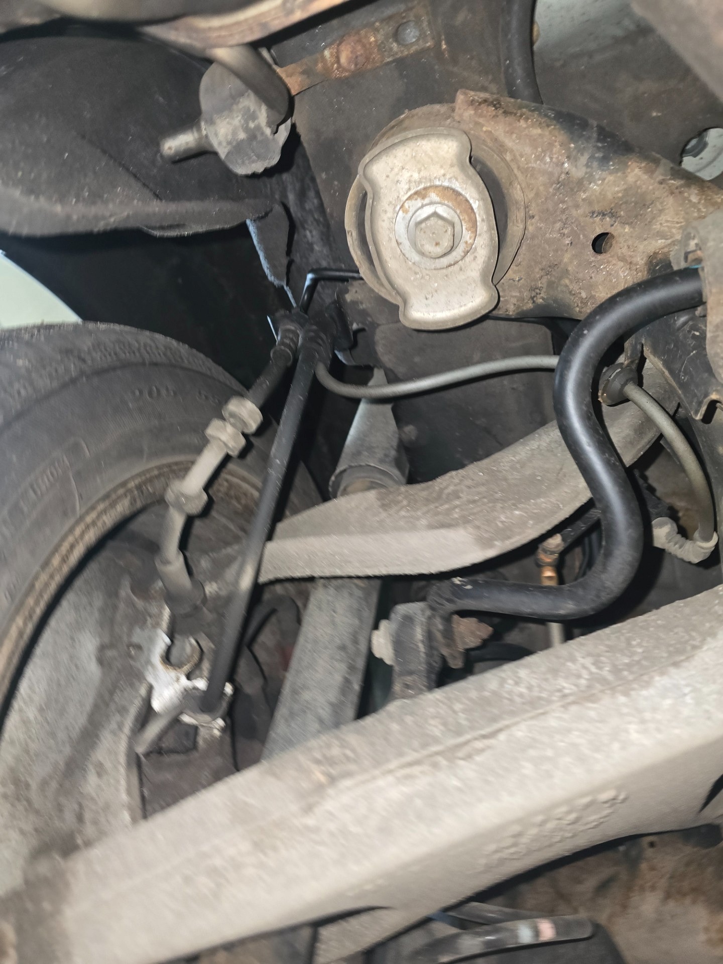 Przewody hamulcowe sztywne - AUDI A4 B8 Avant