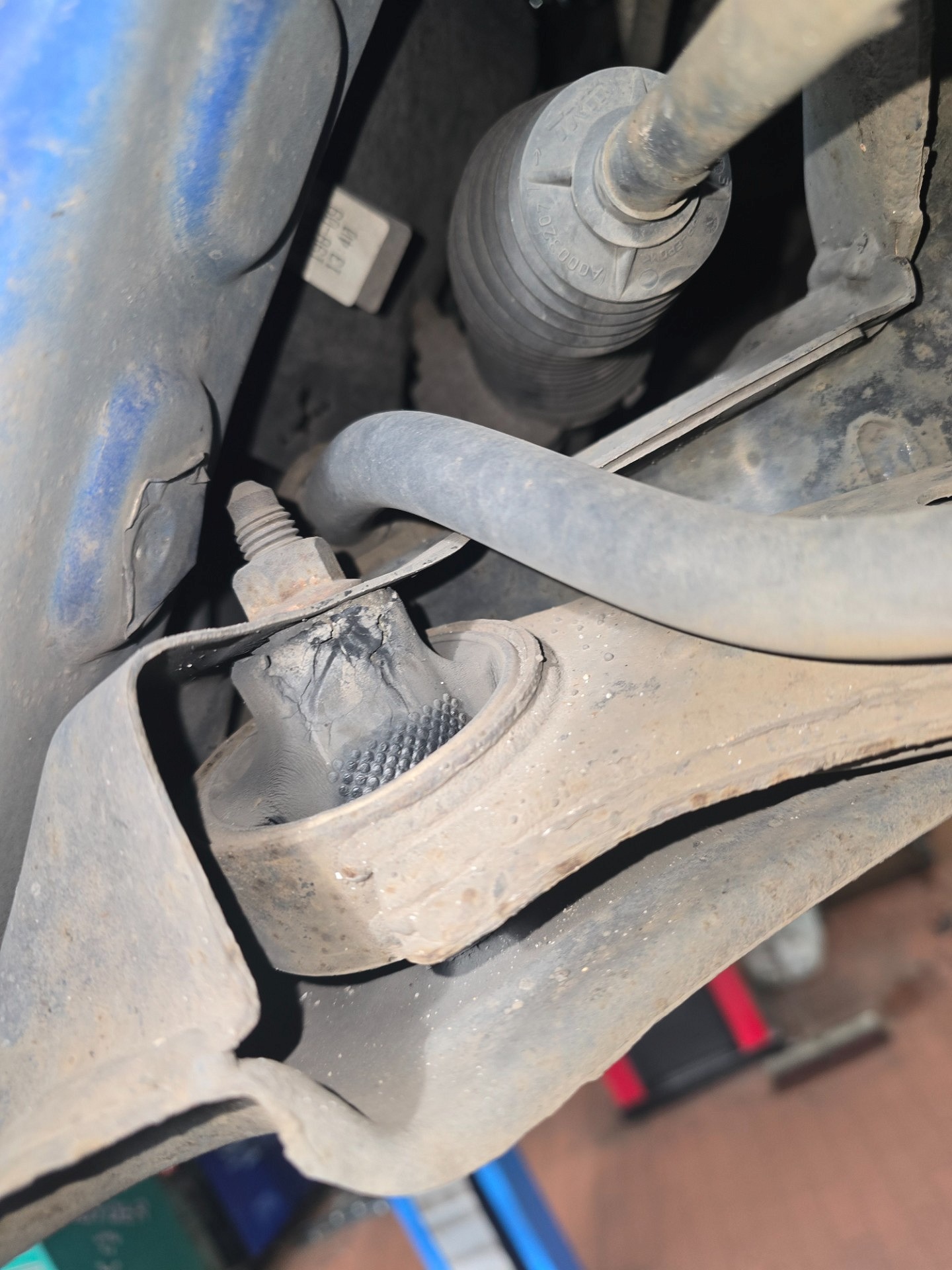 Zawieszenie z przodu - FIAT PUNTO EVO