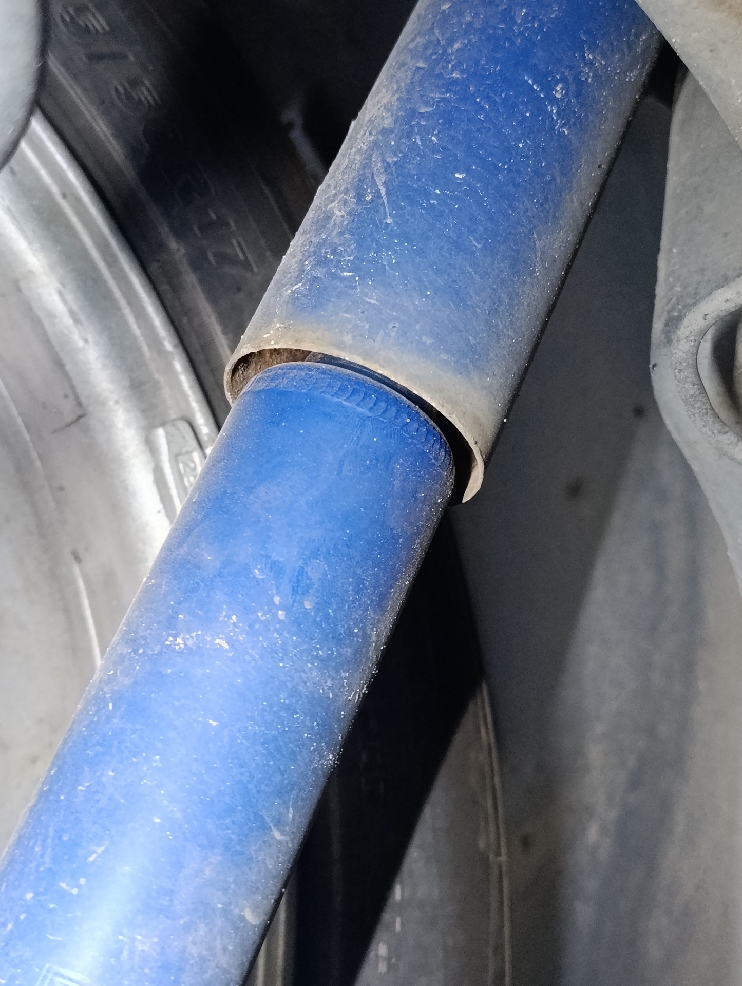 Stan amortyzatorów na tylnej osi - CHEVROLET HHR