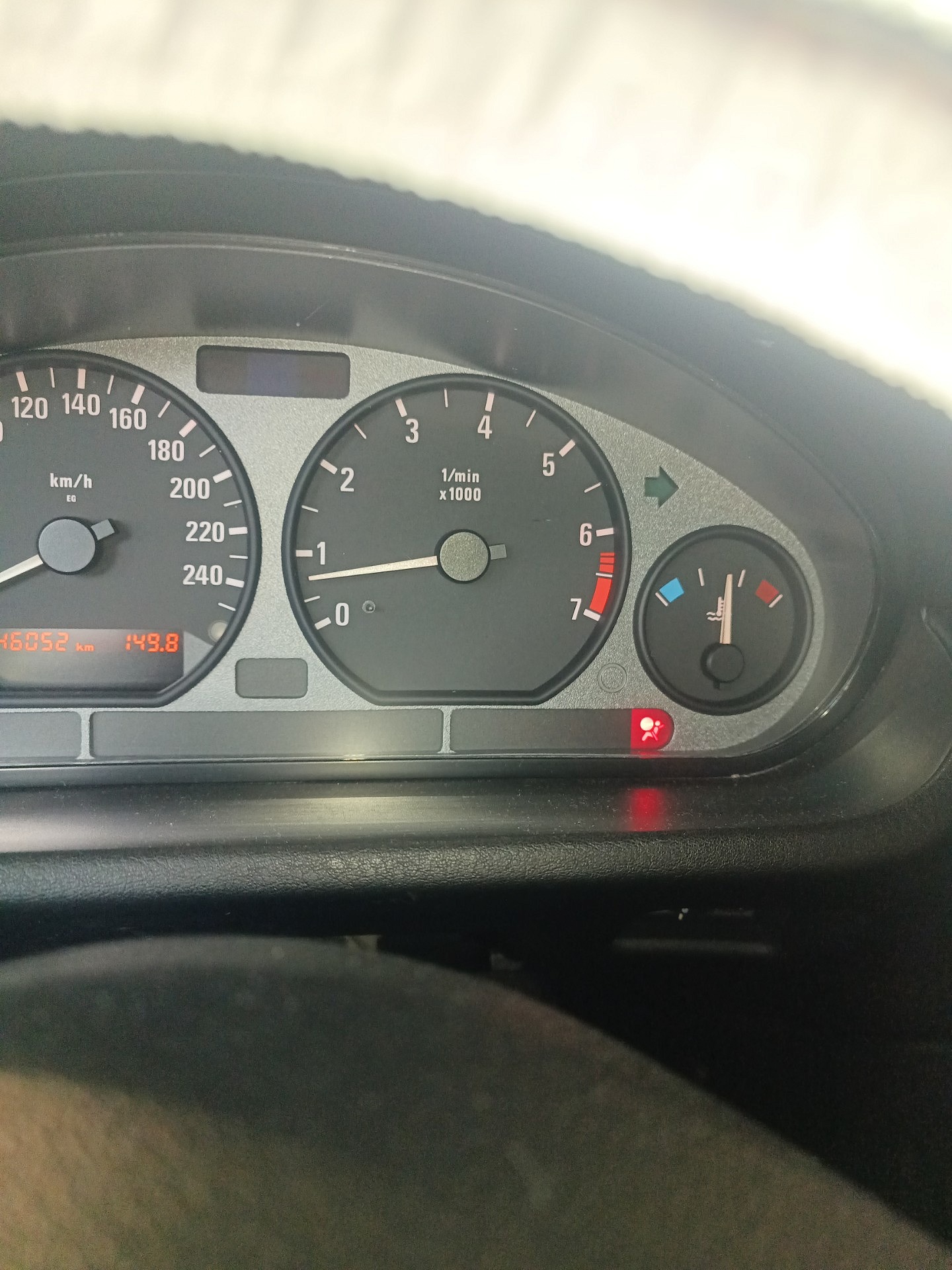 Komunikaty na desce rozdzielczej - BMW Z3 coupe