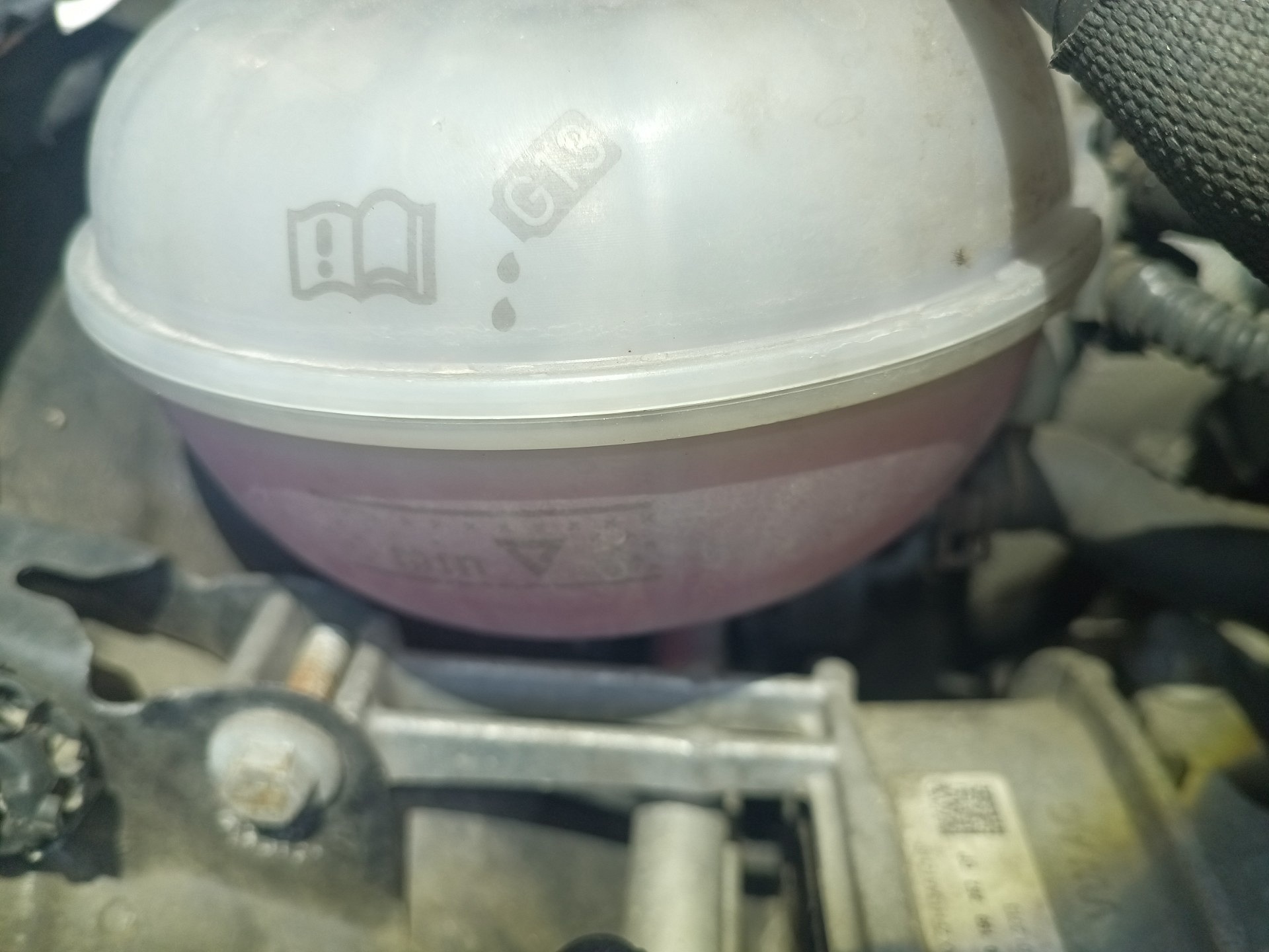 Poziom płynu chłodniczego - VW GOLF VII