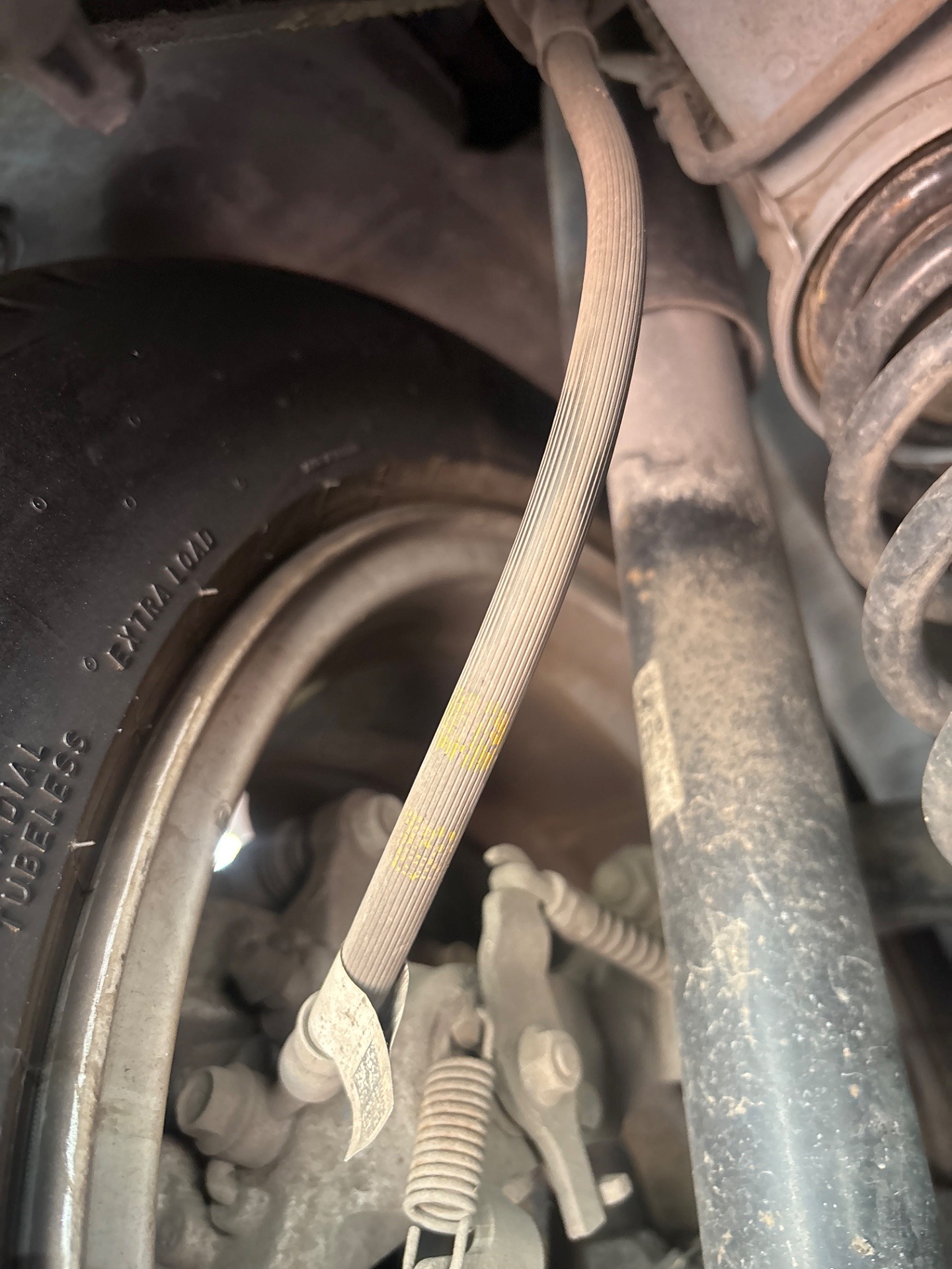 Stan tylnych przewodów hamulcowych - KIA CEED
