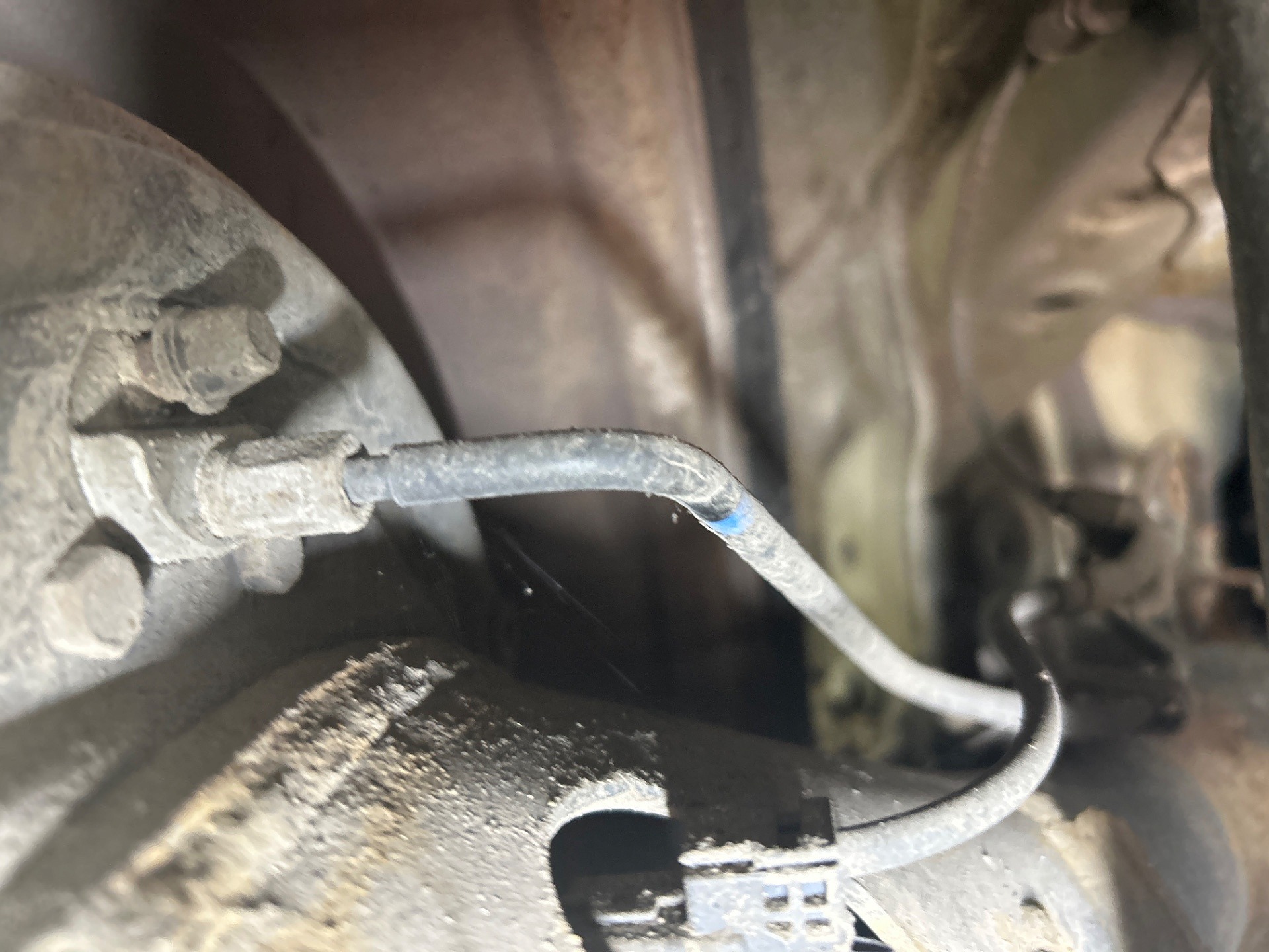 Przewody hamulcowe sztywne - TOYOTA YARIS