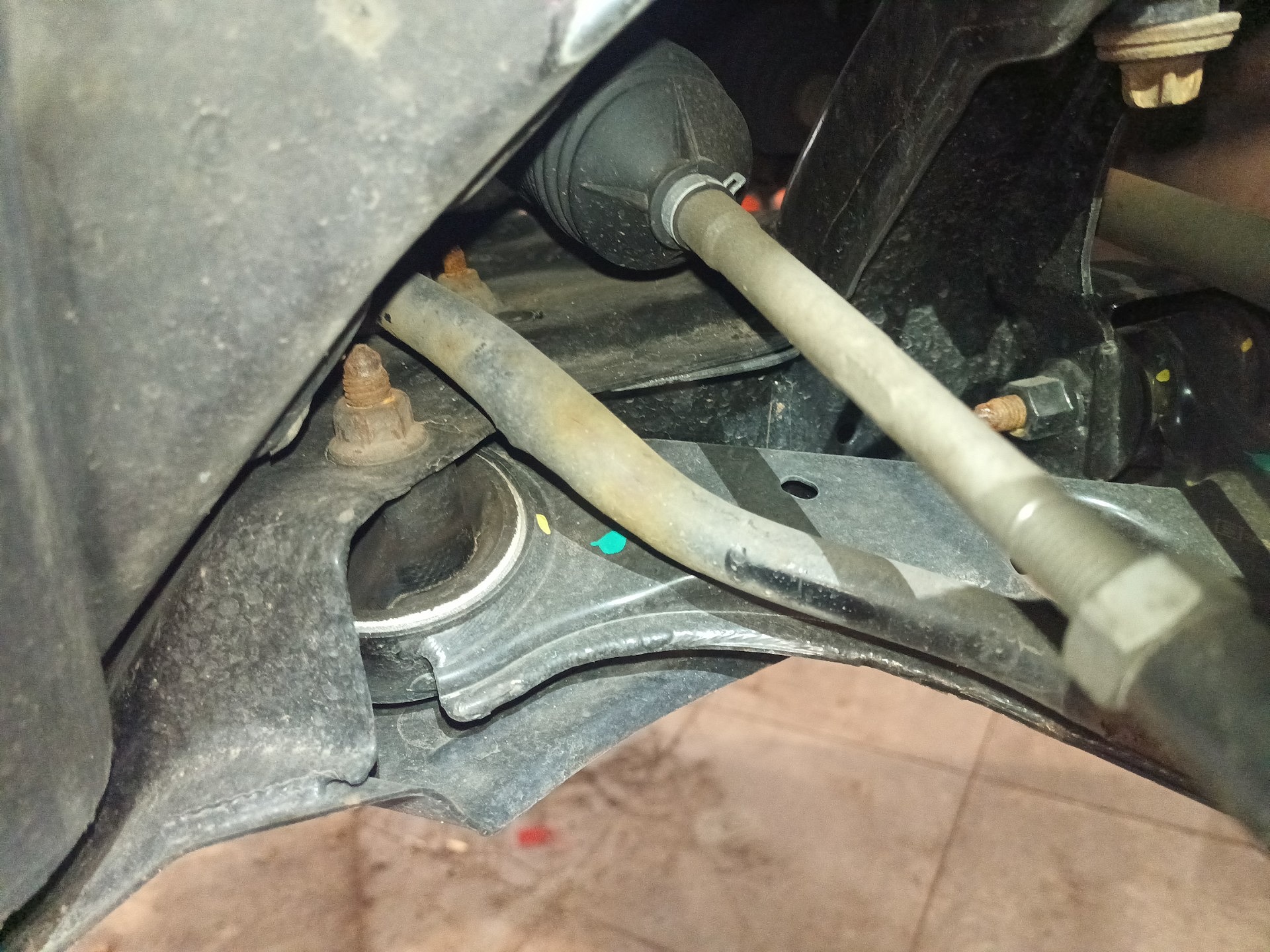 Zawieszenie z przodu - FIAT PUNTO EVO