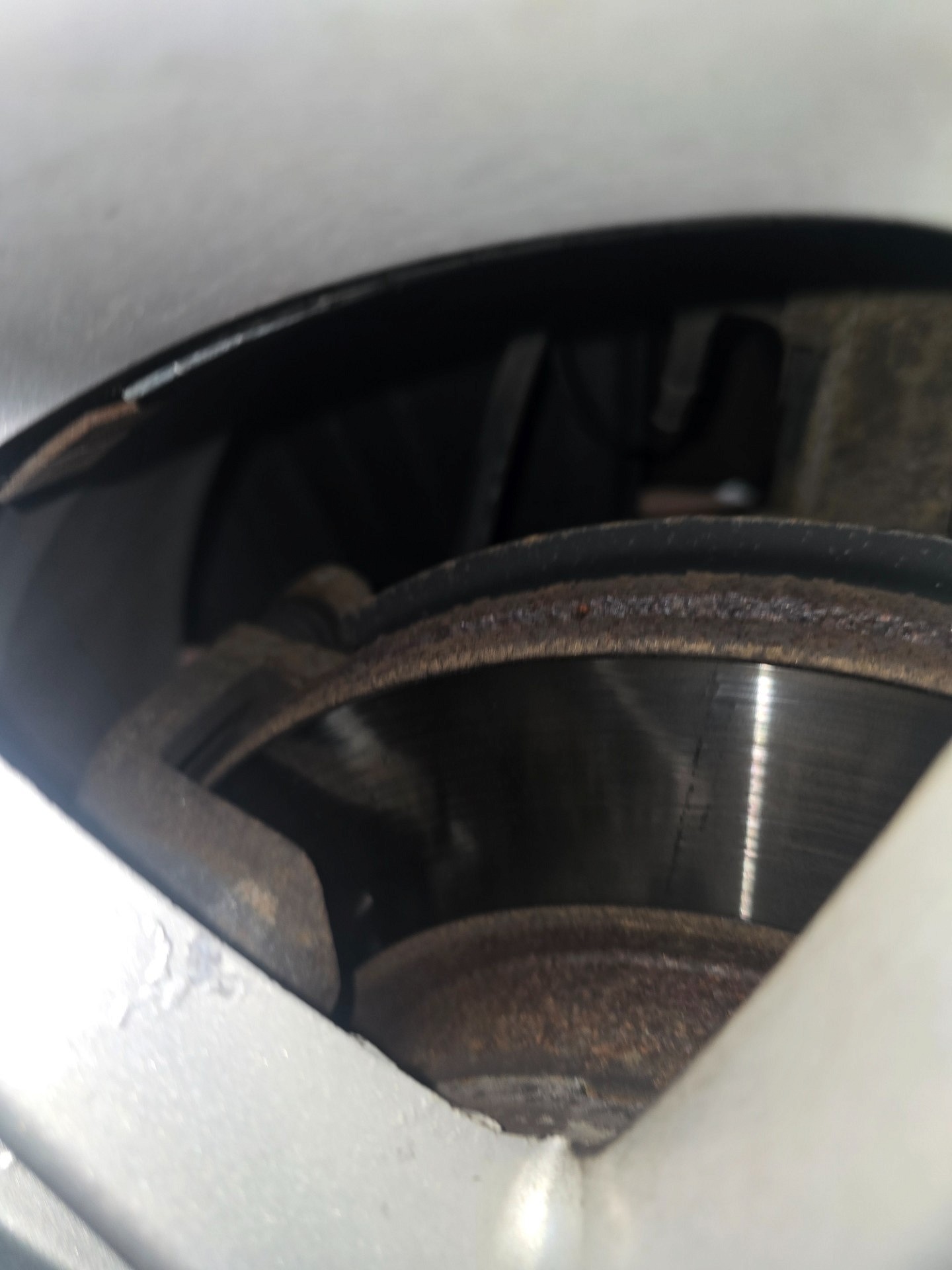 Klocki hamulcowe przedniej osi - NISSAN JUKE