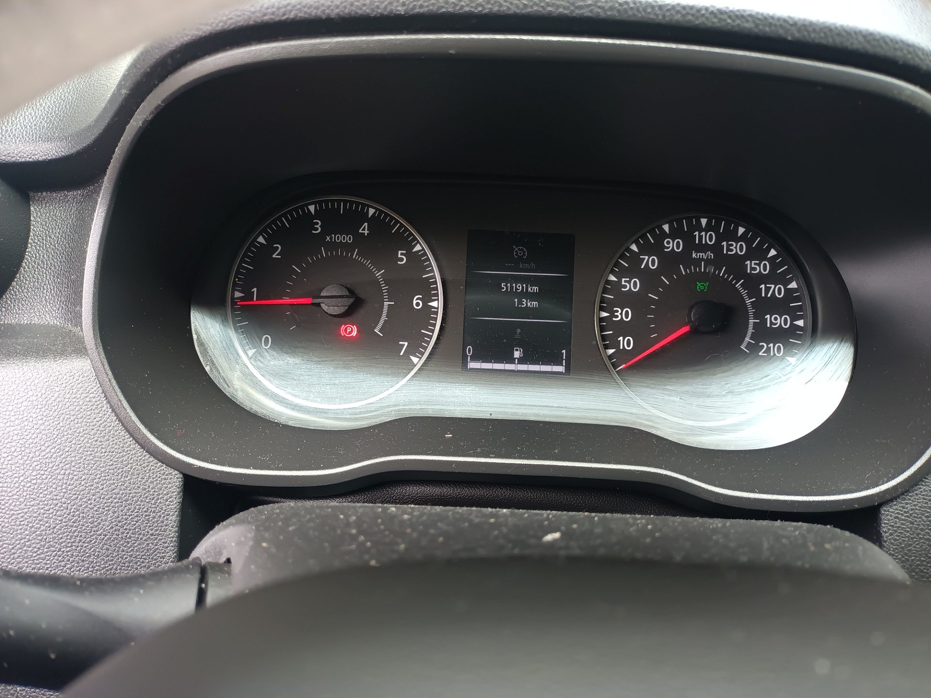 Wskazania deski rozdzielczej - DACIA DUSTER
