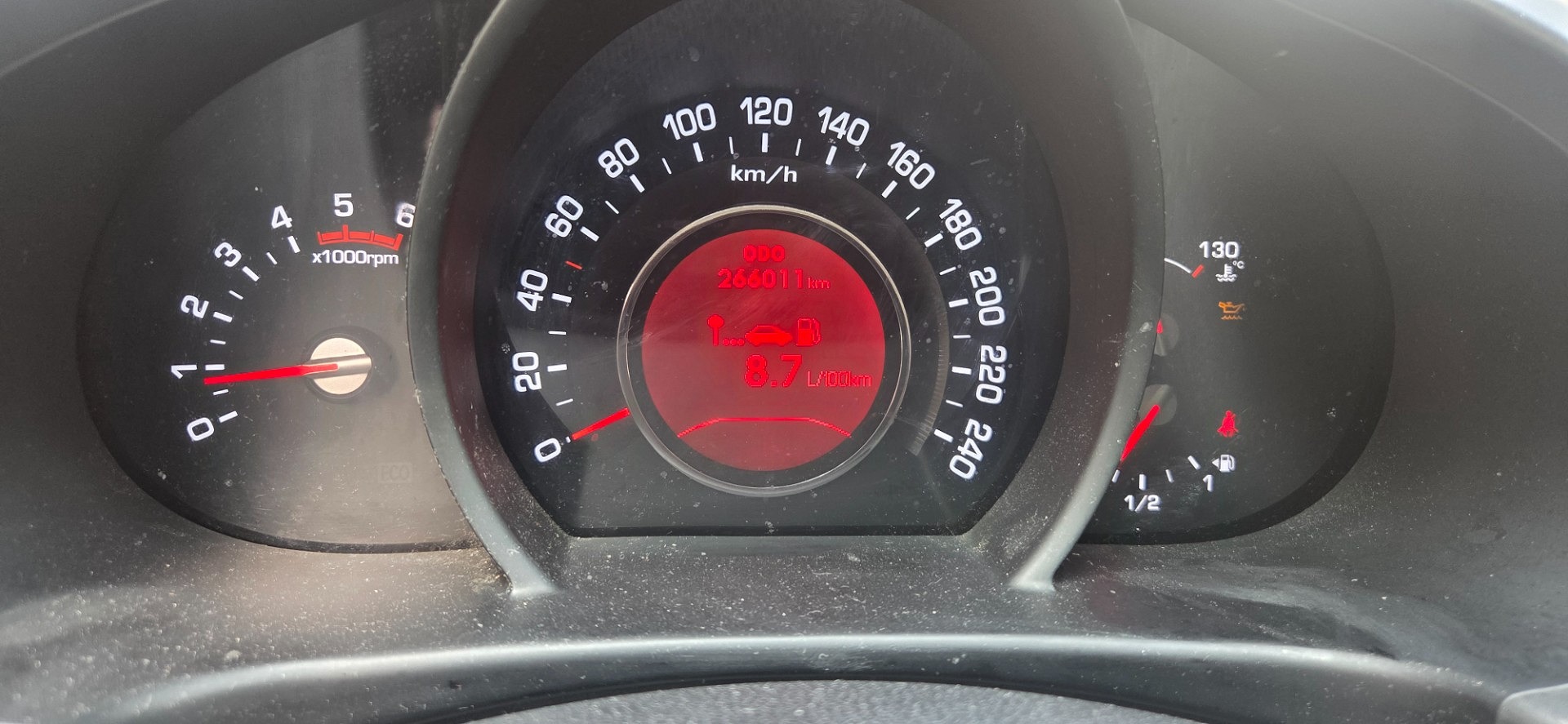Komunikaty na desce rozdzielczej - KIA SPORTAGE III