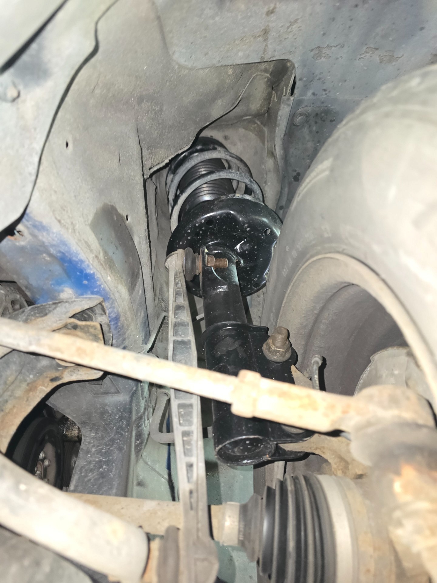 Przewody hamulcowe na przedniej osi - CHEVROLET AVEO sedan