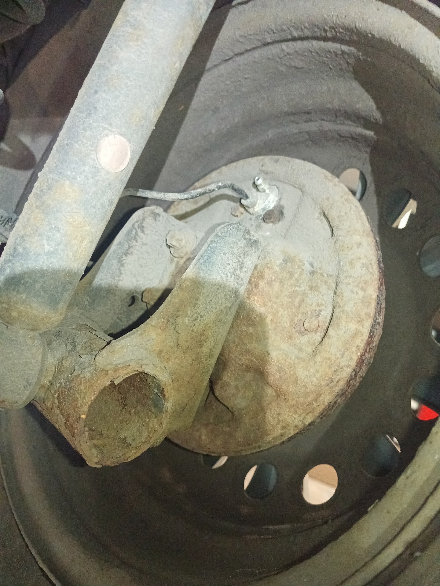 Klocki hamulcowe tylnej osi - RENAULT CLIO III